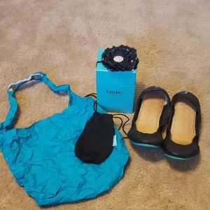 Tieks matte black size 9